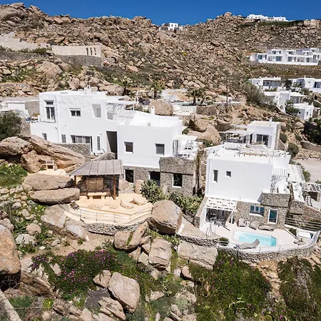 Super Rockies Super Paradise Beach (Mykonos)