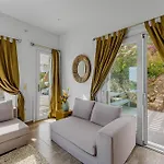 Villa Super Rockies Super Paradise Beach (Mykonos)