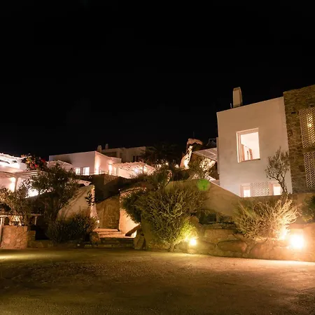 Super Rockies Villa