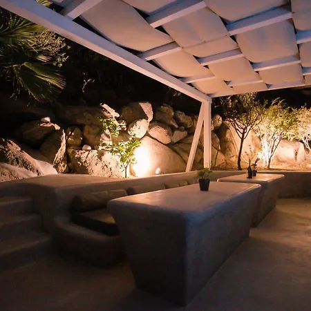 Villa Super Rockies Super Paradise Beach (Mykonos)