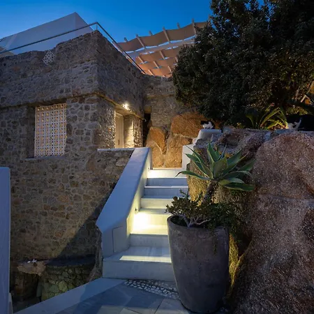 Super Rockies Villa