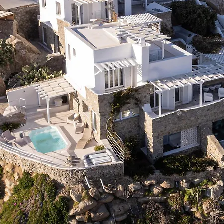 Super Rockies Villa *